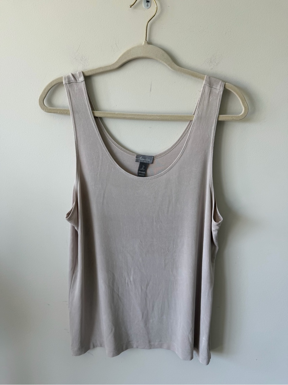Chico’s Travelers Sleeveless Scoop Neck Tank Top - Gray
